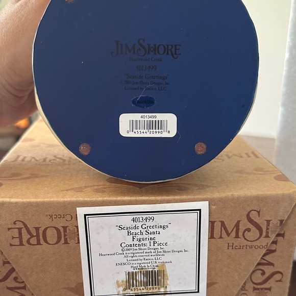 Jim Shore “Seaside Greetings” Beach Santa - Picture 9 of 11